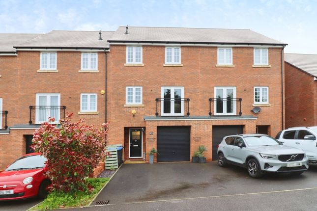 Terraced house for sale in Diggs Close, Cawston, Rugby