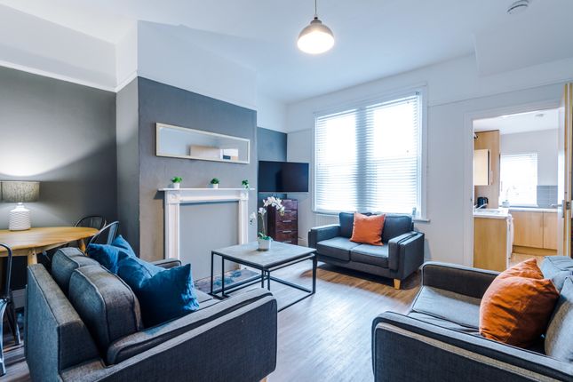 Thumbnail Shared accommodation to rent in Deuchar Street, Newcastle
