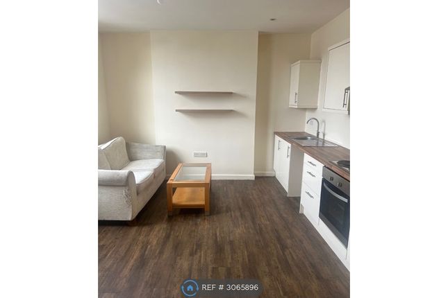 Flat, The Wells Road, Nottingham photo 2