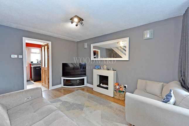 97b, Warmwells Lane, Ripley photo 2