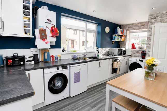 23, Fletton Terrace, Bradford photo 4