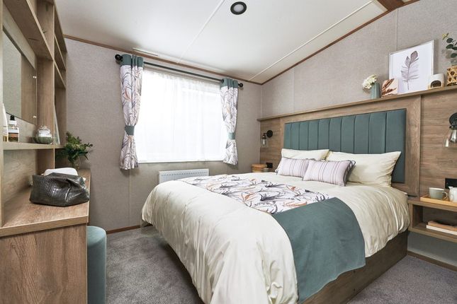 Nottage Park Lodges, Moor Lane, Porthcawl photo 5