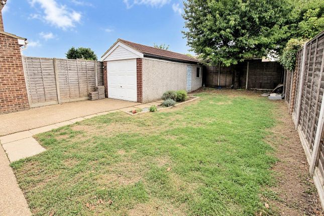 43, Butely Road, Leagrave, Luton photo 2