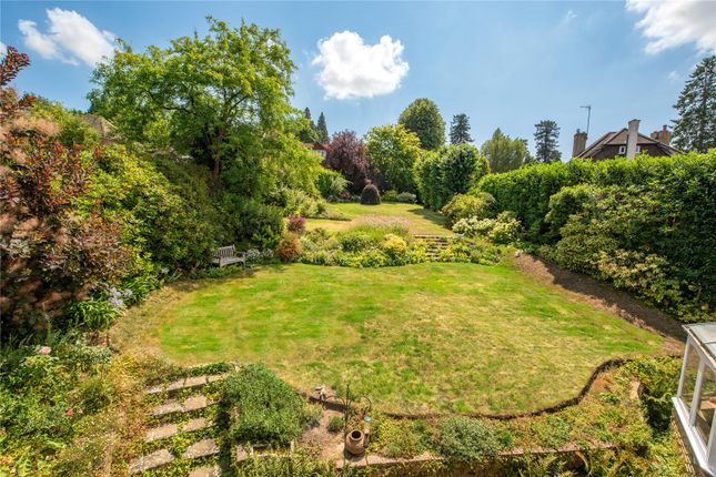 Mole Cottage, 21, Ladyegate Road, Surrey photo 4