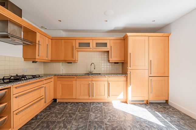 32, Barnton Grove, Edinburgh photo 4