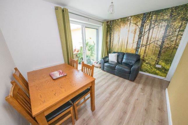 108, Laburnum Road, Waterlooville photo 4