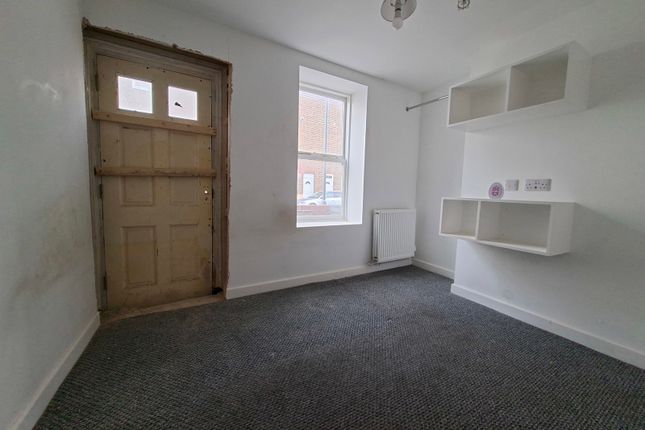 2, Cross Street, Lincolnshire photo 2