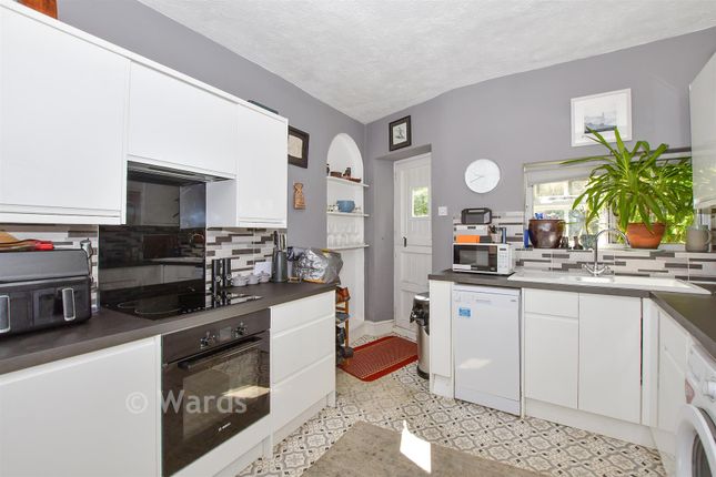 The Flat, Coates House, High Street, Maidstone photo 3