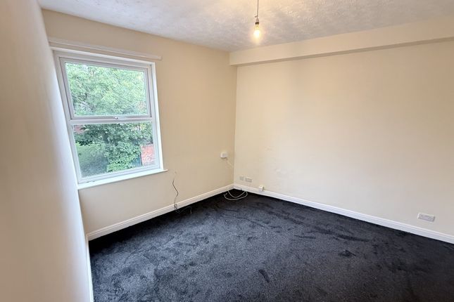 Flat 2, 76 Church Lane, Harpurhey photo 3