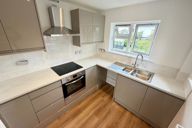 1-bed flat on 15, Loughborough, £775/mo
