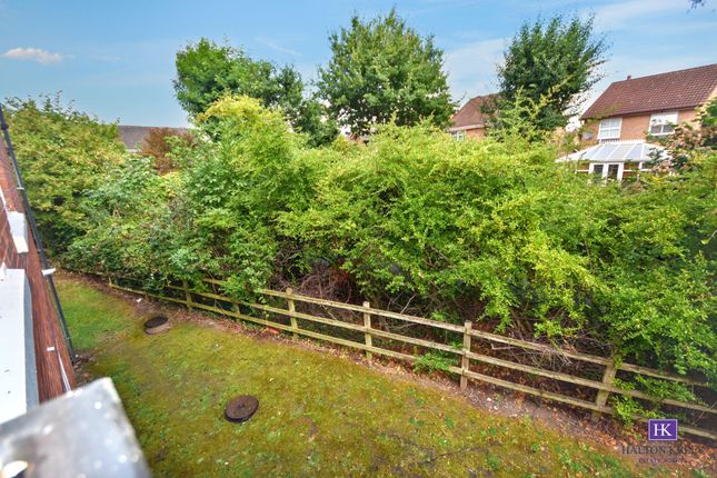 8 High Gates Close, Warrington photo 3