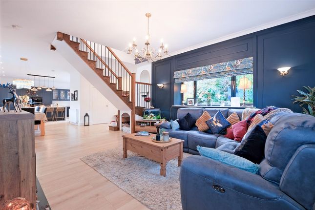 Glen Cottage, Hamilton photo 2