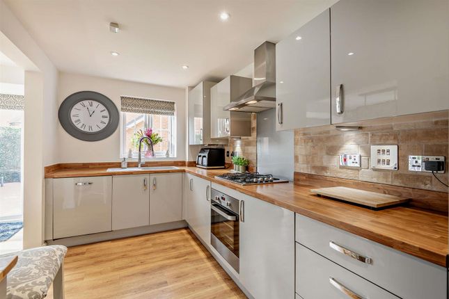 2, Matthews Avenue, Maidstone photo 2