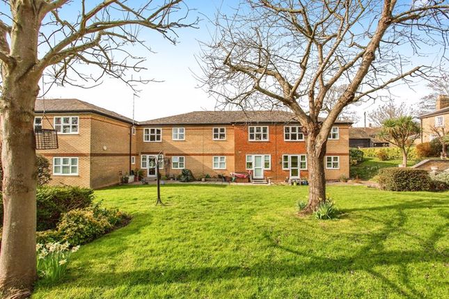Flat for sale in Old Rectory Court, Southend-On-Sea