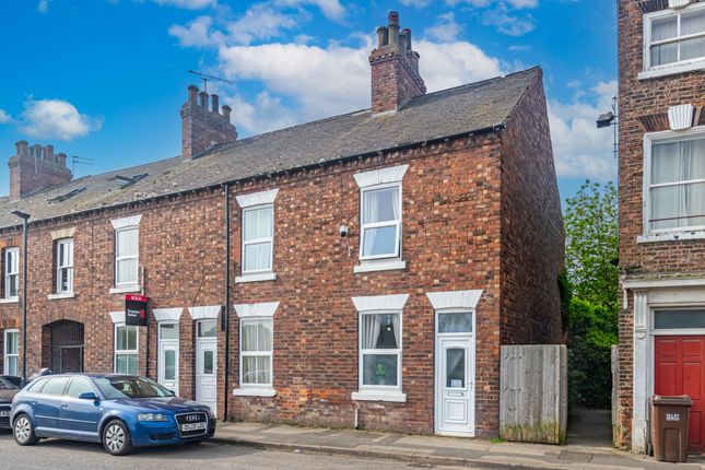 Thumbnail End terrace house for sale in Ousegate, Selby