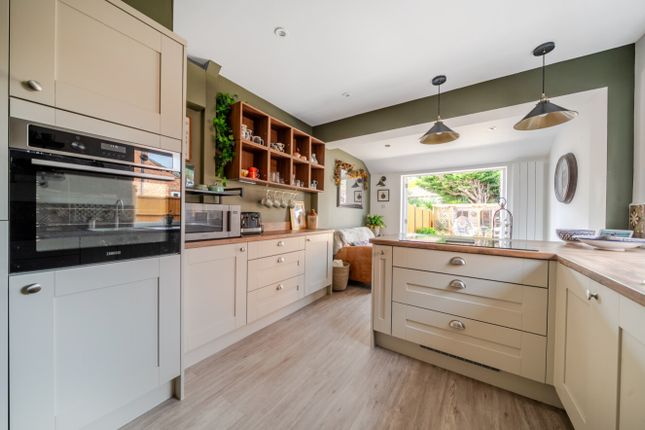 42, Victoria Avenue, Sleaford photo 3