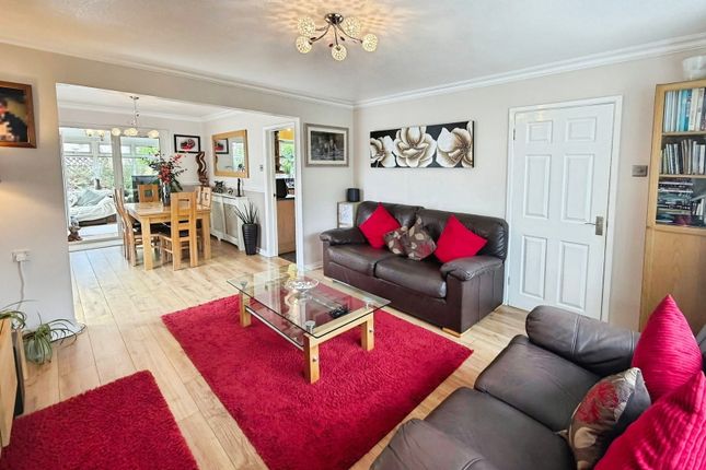 22, Heol Rhuddos, Swansea photo 3