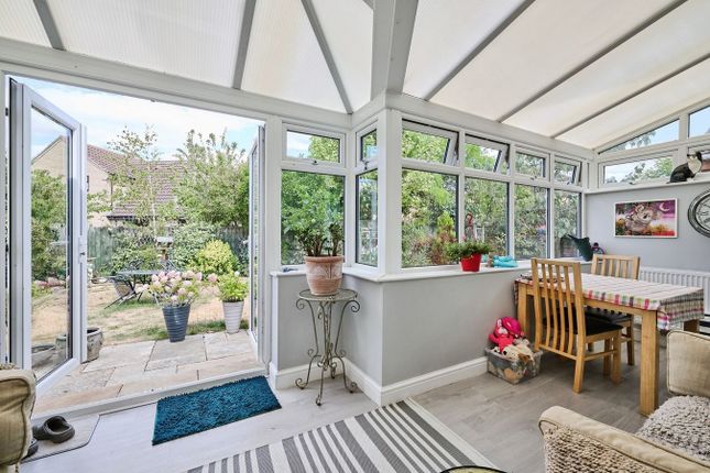 6, Van Diemens Way, Huntingdon photo 4