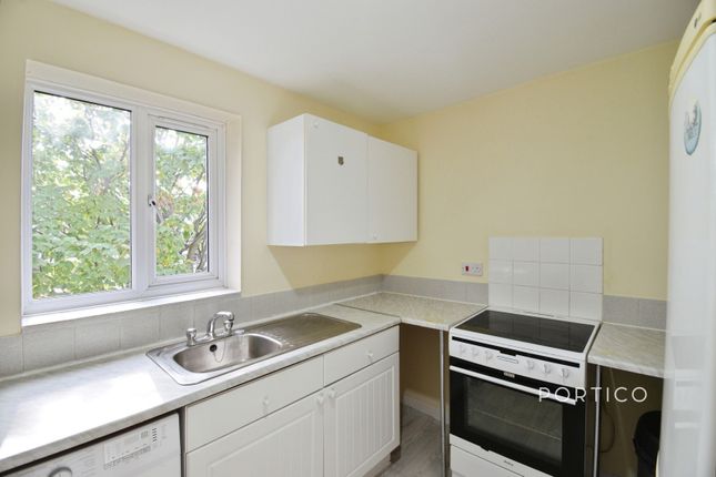 74, Jack Clow Road, London photo 4