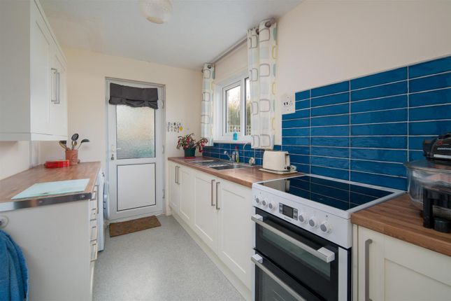 16, Lincoln Way, Bembridge photo 2