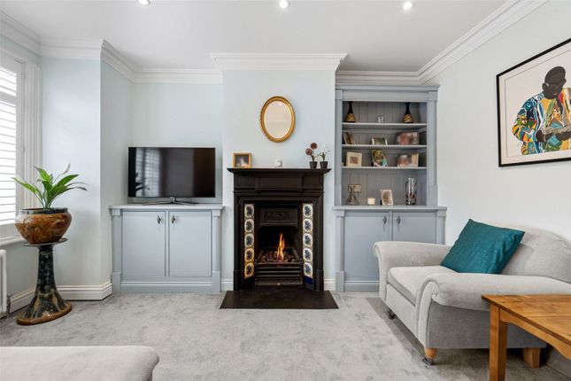 38, Coverts Road, Claygate photo 3