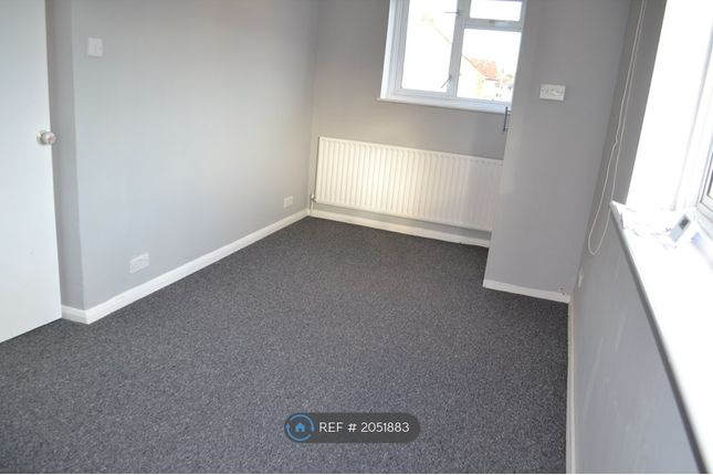 Semi-detached house to rent in Bancroft Road, Luton