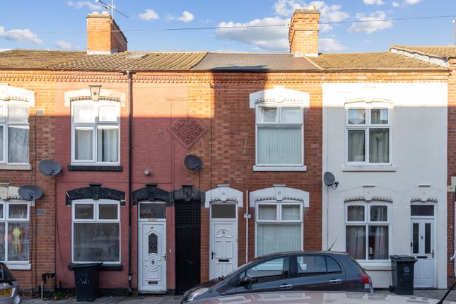 Thumbnail Terraced house for sale in Donnington Street, Leicester