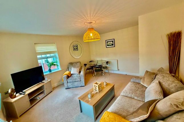 8, Broomside Lane, Belmont photo 3