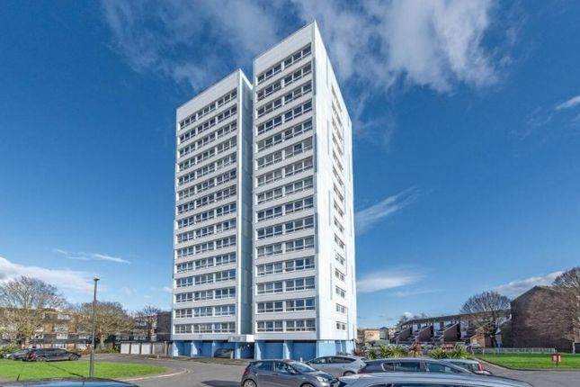Flat 5 Balaam House, Collingwood Road, Greater London photo 2