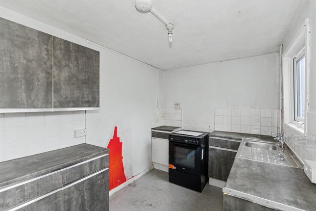 42 Albert Road, Bletchley photo 5