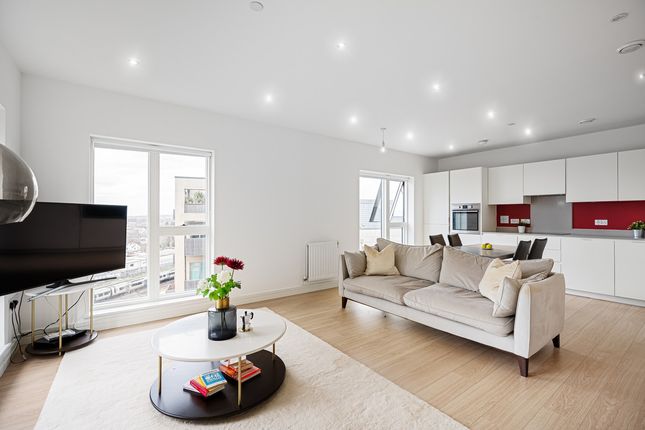 Flat for sale in Maraschino Apartments, East Croydon