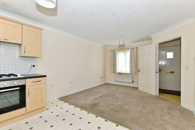 12, Walnut Grove, Somerset photo 4
