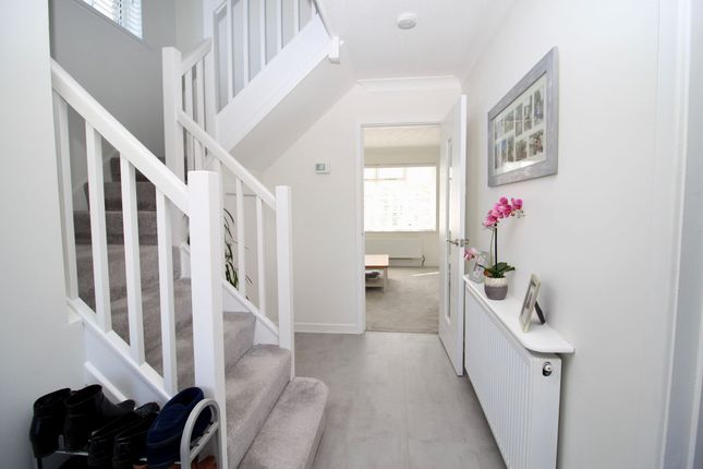 9 Ingersley Rise, Southampton photo 3