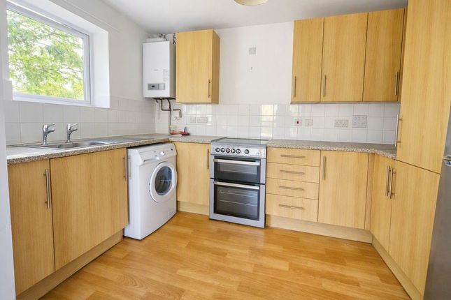 24 Culdrose House, Fawn Close, Gosport photo 4
