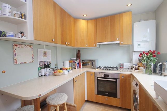 Oldfield Lane South, Greenford photo 3