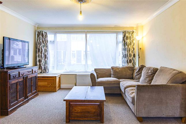 8, Northall Close, Eaton Bray photo 2
