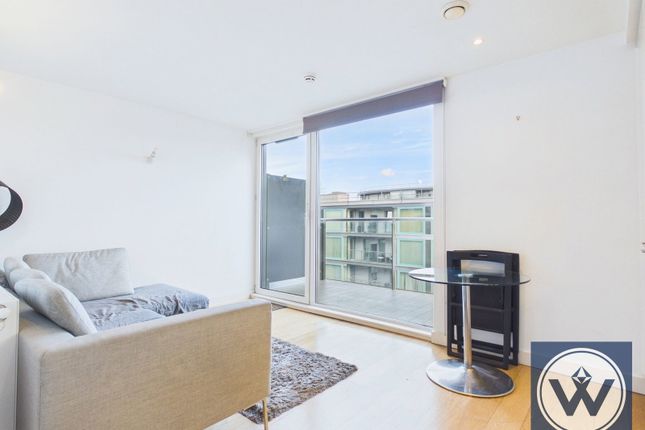 Vantage Building,Flat 623, Station Approach, Hayes photo 2