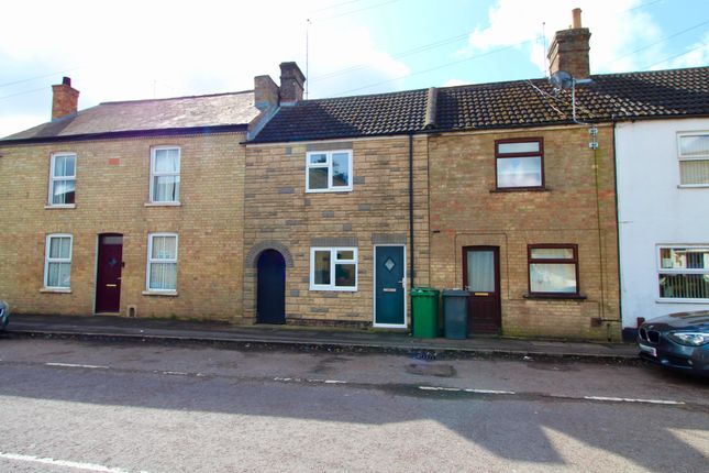 End terrace house to rent in High Street, Eye, Peterborough
