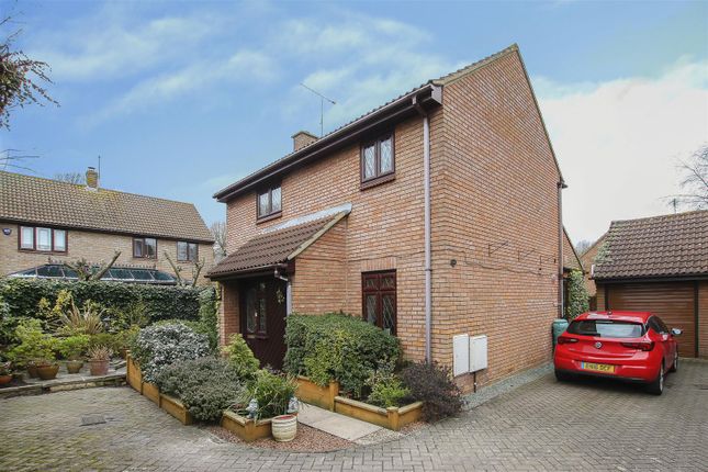 3 bed detached house for sale in Kelvedon Green, Kelvedon Hatch ...