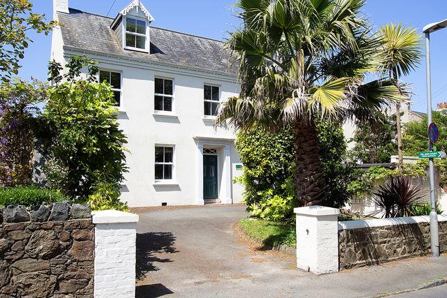 Thumbnail Detached house for sale in La Route De Sausmarez, St Martin's, Guernsey