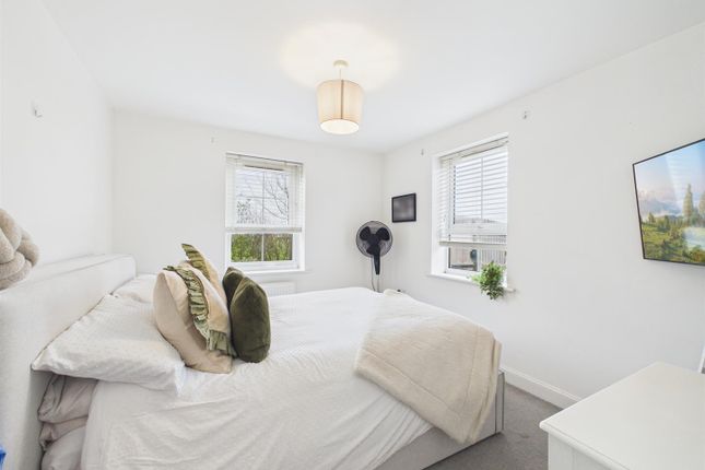 Flat 1, 3, Swallow Close, Peacehaven photo 4