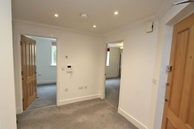37 Devonshire Mansions , Grand Parade, Eastbourne photo 4