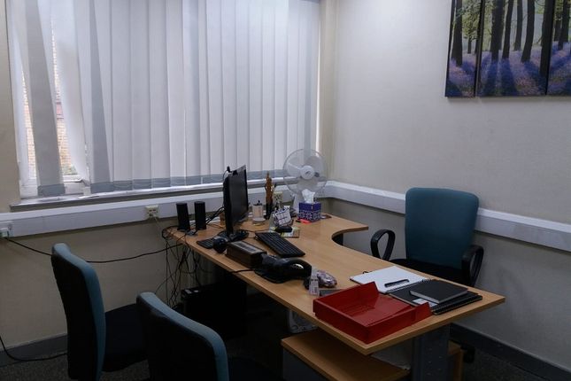 Office to let in Rannoch Close, Edgware