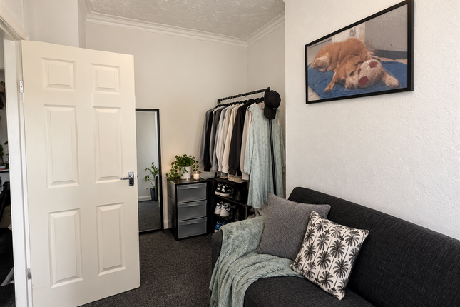14, Beard Road, Manchester photo 3