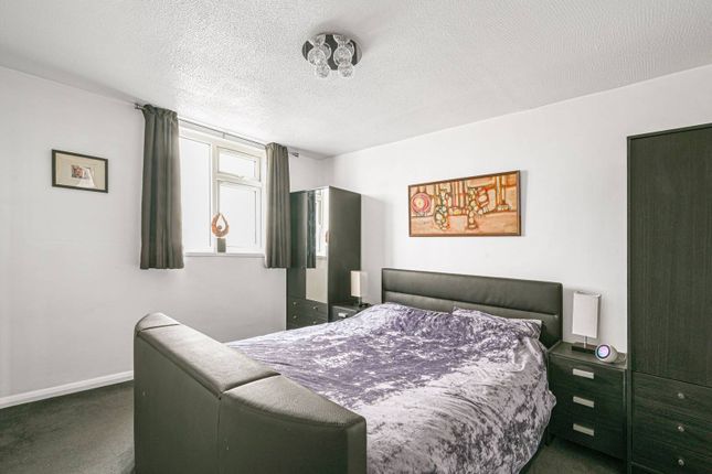 Thumbnail Flat to rent in Cricklewood Lane, West Hampstead, London