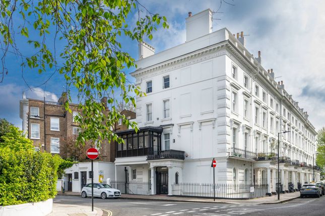 Thumbnail Studio to rent in Westbourne Gardens, Bayswater, London