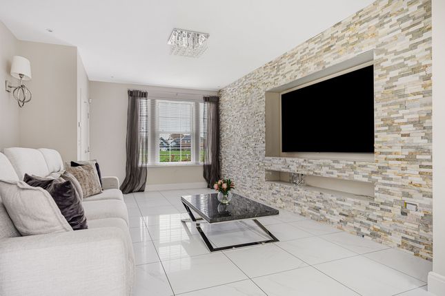 1, Howard Road, Heyford Park photo 2