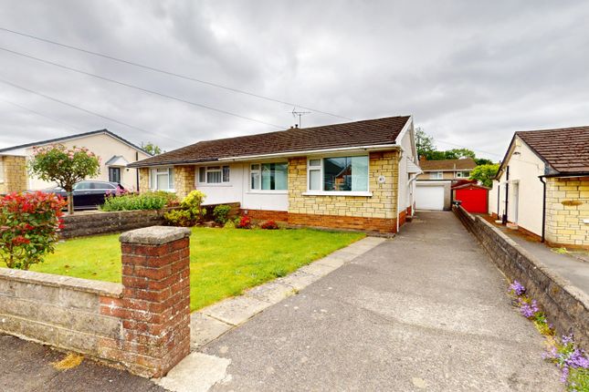 Thumbnail Bungalow to rent in Heol Mabon, Rhiwbina, Cardiff