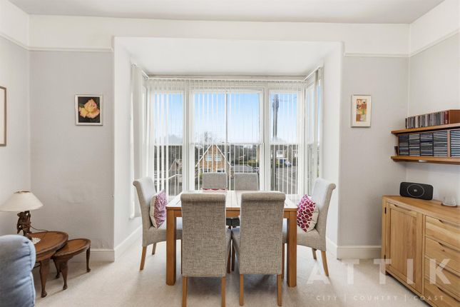 Flat 4 The Limes, London Road, Halesworth photo 4