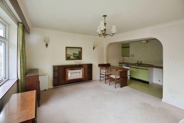 Flat 14, Magnolia Court, Storth Lane, Sheffield photo 2